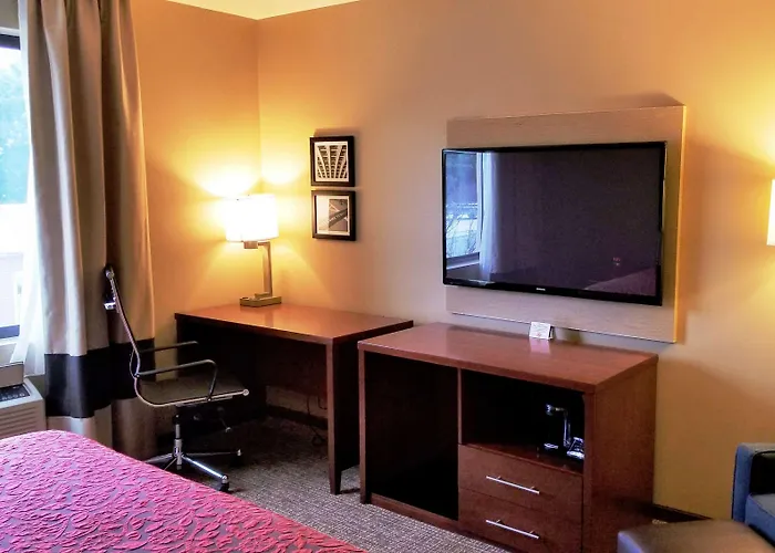 Days Inn By Wyndham Brooklyn Marine Park